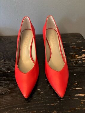 STATE Red Pointed-Toe Leather Pumps